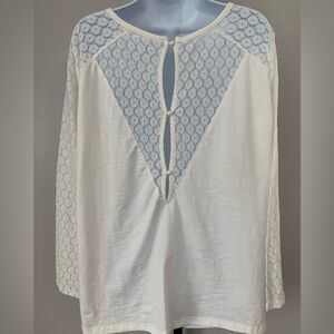 Elegant White Lace Women's Top